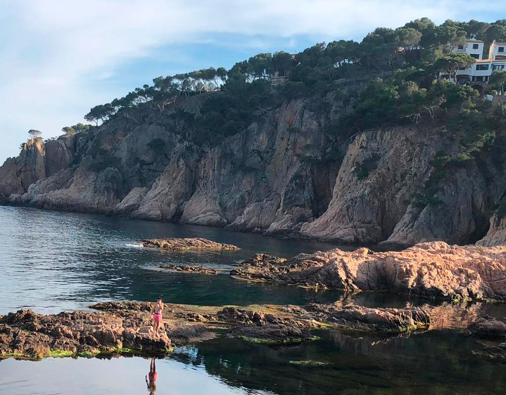 barca en llafranc 10