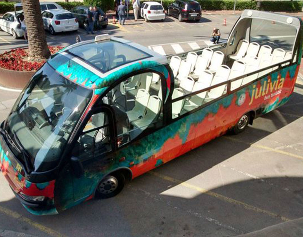 autobús turístico Julivia