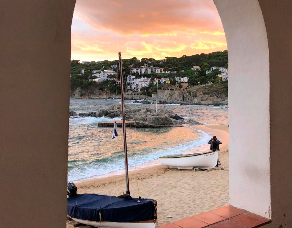pasear por calella de palafrugell