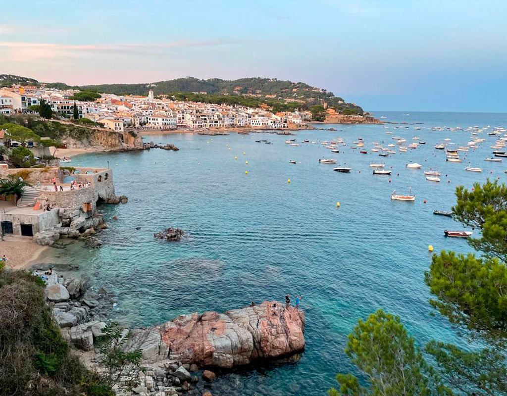 pasear por calella de palafrugell